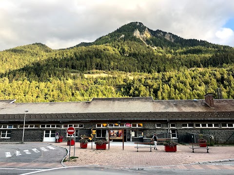 Cafe Du Chemin Du Fer