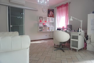 Debora Nails & Beauty