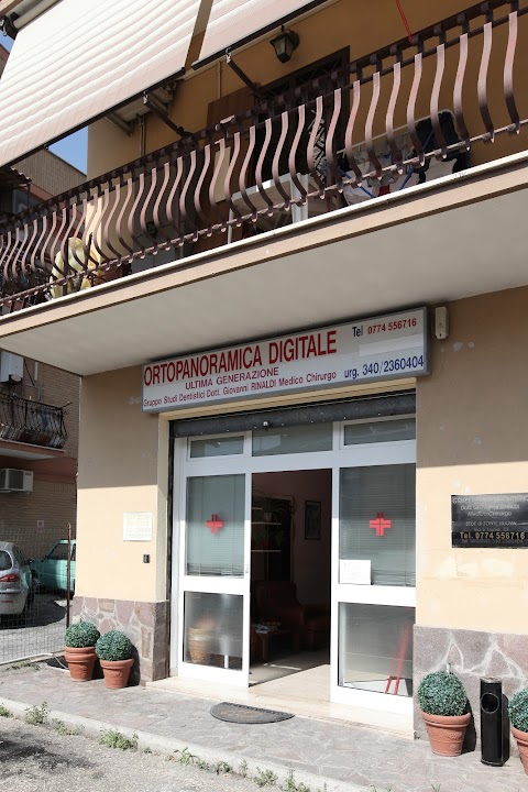 Studio Dentistico Dott. Rinaldi Giovanni Fonte Nuova Roma