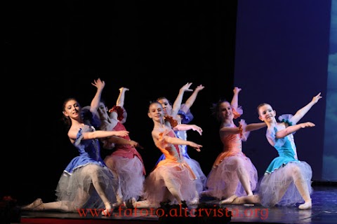 A.S.D. per la Promozione della Danza “L’ETOILE”