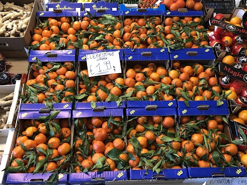 FRUTTA E VERDURA DEL VILLAGGIO