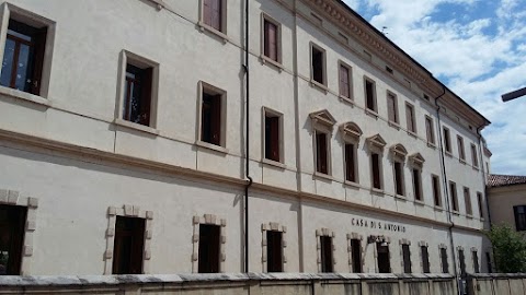 Scuola dell'Infanzia Parrocchiale "Madre Teresa di Calcutta"