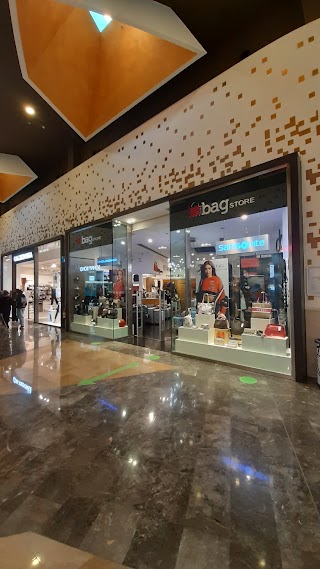 Bag Store (c.c. Forum Palermo)