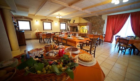 Locanda I Calòseni - Ristorante con piscina