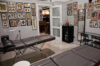 Hari Onago Tattoo Studio