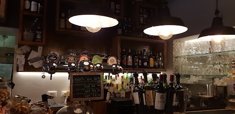 Essenza Wine Bar Trastevere