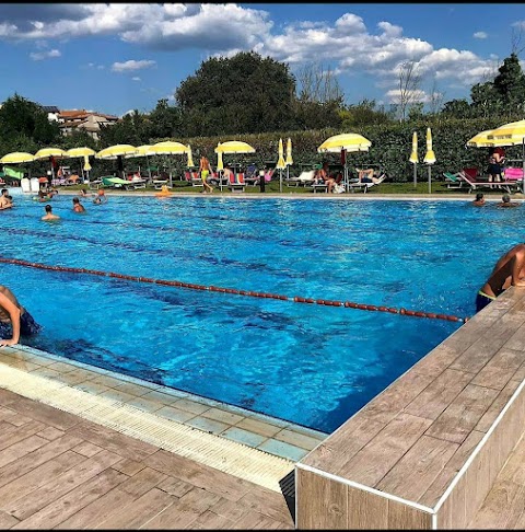 Piscina comunale di Graffignano