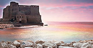 Tourist Guide Naples di Marco Carrino