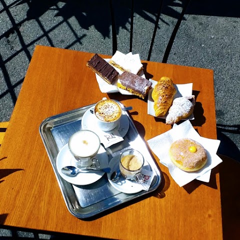 Caffe' Centrale Del Vecchio Borgo Snc di Poggi e Mignani