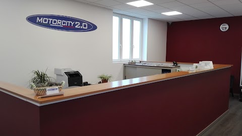 Motorcity 2.0 - Revisioni auto, moto, quad, camper, furgoni- Officina- sostituzione parabrezza