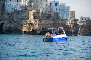 Gita ed Escursione in Barca a Polignano - MarYSol Solar Boat