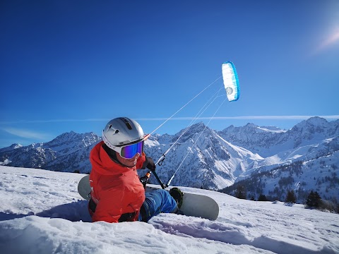 Nikite Snowkite School