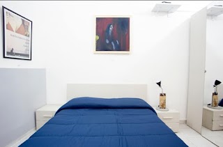 Gradoni Chiaia art and bed