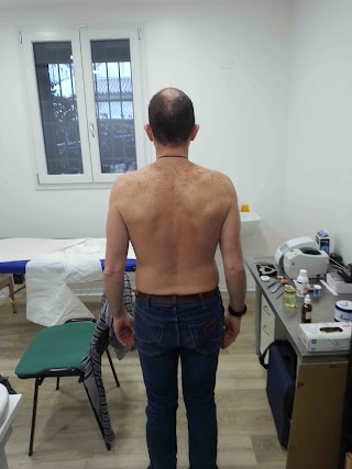 Do Gio Garavello: Studio di Osteopata e Chiropratica e Massaggi Padova e Massaggiatore professionista