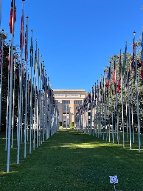 UN Geneva - Alley of the Flags