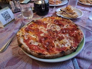 Pizzeria Trattoria Ottocento Di Lardo Mario