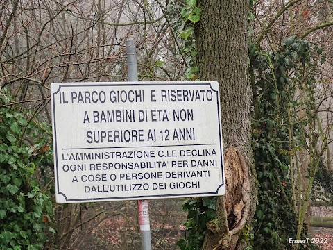 Parco Giochi Di Villa Guidini