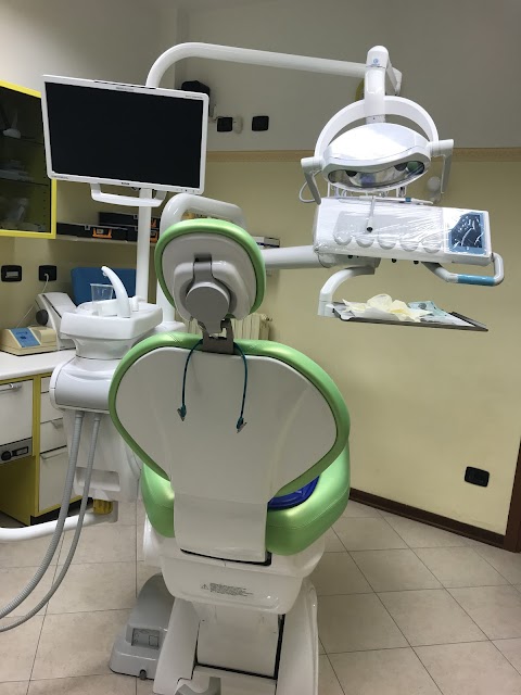 Studio Dentistico Dott. Fabbri Paolo - Dentista Noceto Ortodonzia