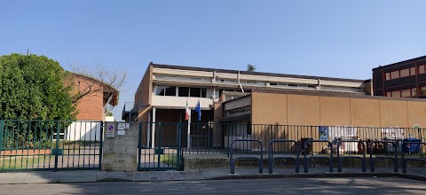 Scuola Pubblica Elementare Carducci