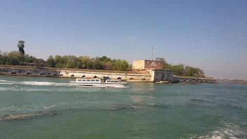 Venezia Certosa Marina