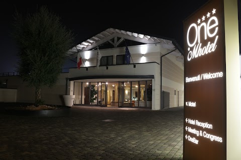 OneMhotel