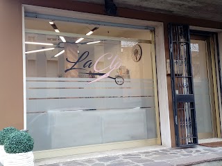 La Clo Hair Studio