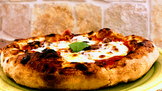 Panzeria Panzerotteria Gourmet-Pizzeria e Birreria
