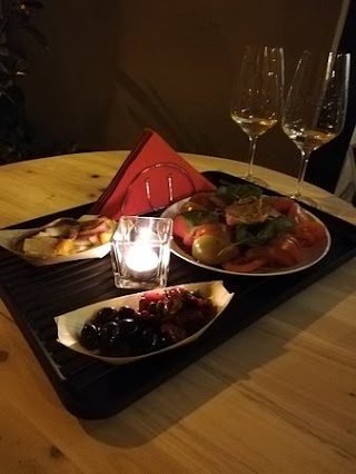 Bottega Monteleone - Vino e Aperitivo a Palermo