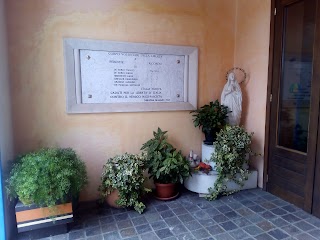 Scuola dell'Infanzia Monumento Ai Caduti