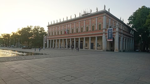 Albergo Ariosto B&B