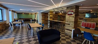 The HUB - Coworking & Food & Drinks