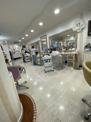 Anna e Tonino International Coiffeur