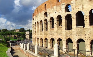 Roman Empire - Rempi Tour : Rome Colosseum & the Vatican tickets