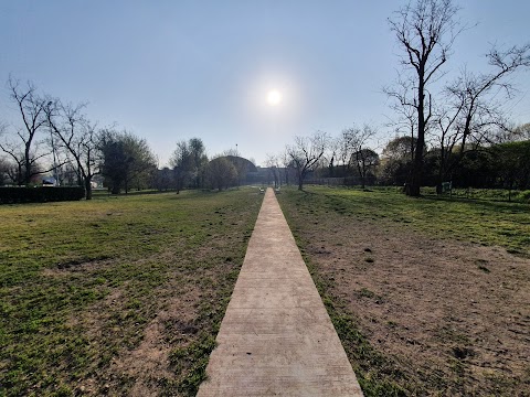 Parco di via Scarlatti con giochi