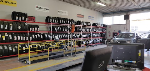 CARROZZERIA TONOLLI SRL - DRIVER CENTER PIRELLI