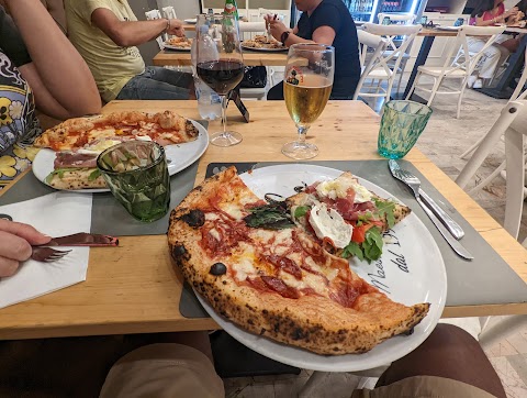Pizzeria Trattoria La Nuova Italia