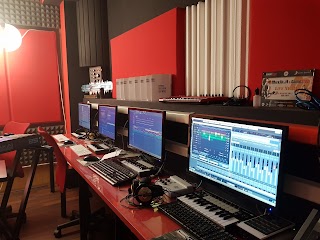 4cmp Production School - Scuola di Produzione Musicale e Tecnici del Suono