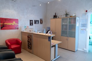 Centro Dentistico - Odontoiatrico My Dent Sas Di Kochatok Regina