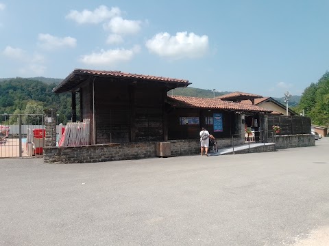 Piscina Comunale di Camerana