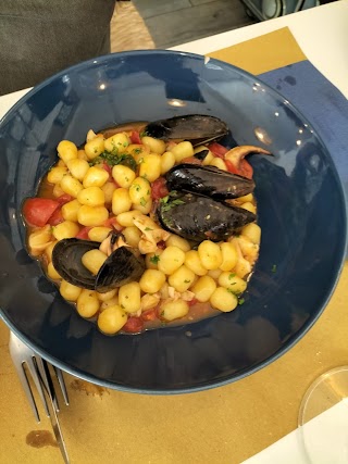 MARE - Pescheria con cucina