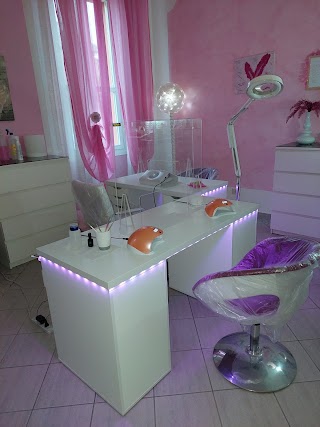 Pink Nail Center