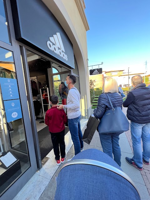 Adidas Outlet Store Barberino di Mugello