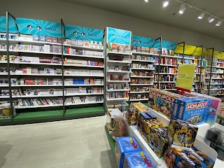 Mondadori Bookstore