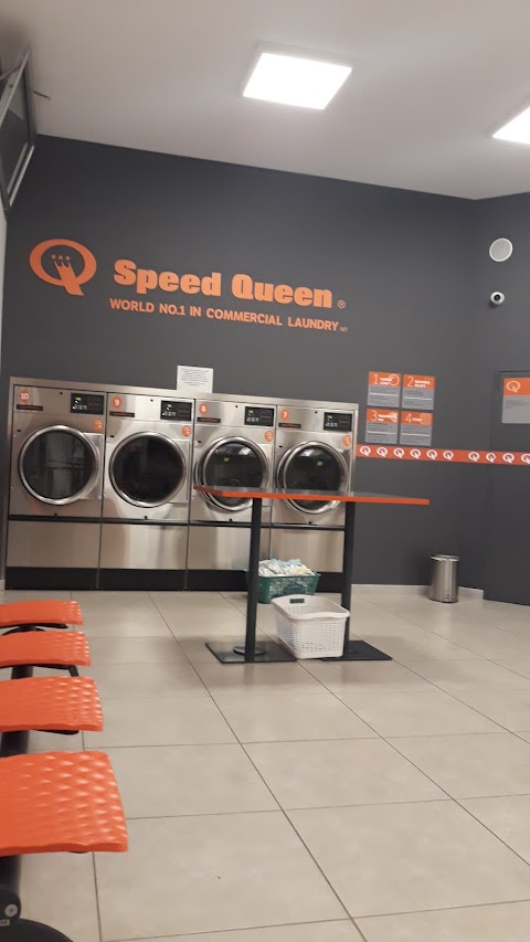 Lavanderia self service Speed Queen