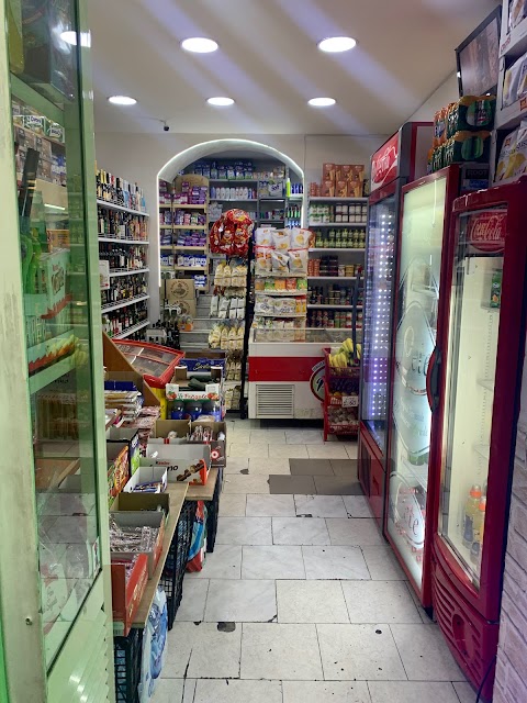 Mini Market Di Raza Asad