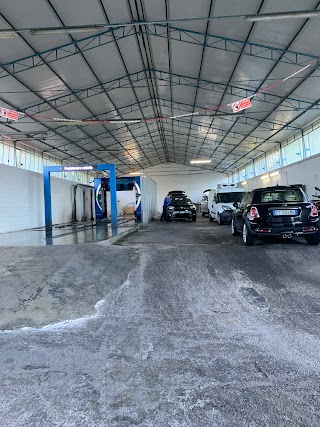 Car Wash Isola Autolavaggio & Autoricambi