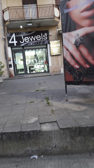 4 Jewels
