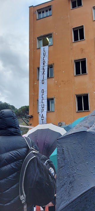 Liceo classico/linguistico Tito Lucrezio Caro