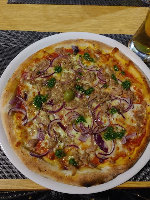 Pizzeria & Caffe Bar "Oliva"