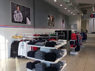 Champion Outlet